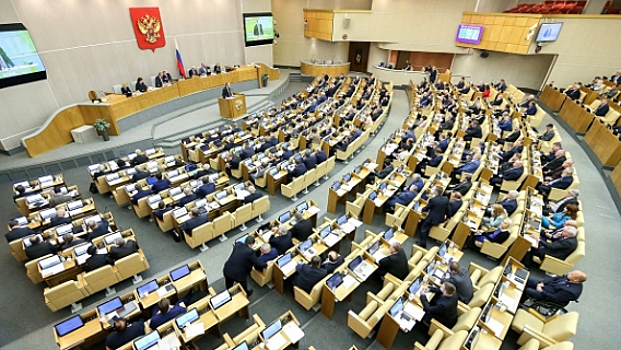 «Пенсионный обман»: в Госдуме распекли правительство и ПФР за манипуляции с индексацией