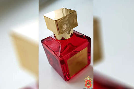 В Твверской области женщина ударила знакомую по голове флаконом духов