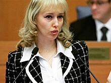 Енгалычева: «Не бутерброды мне нужны, здесь крадут бюджетные деньги!»