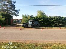 Под Багратионовском легковушка врезалась в столб, пострадал 20-летний пассажир