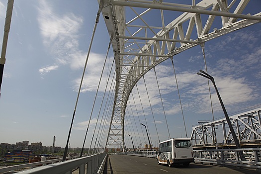 Предприниматели попросили пересмотреть ограничения движения для фур по новой дороге в районе Волжского моста