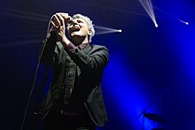 Солист My Chemical Romance выпустил песню из сериала «Академия Амбрелла»