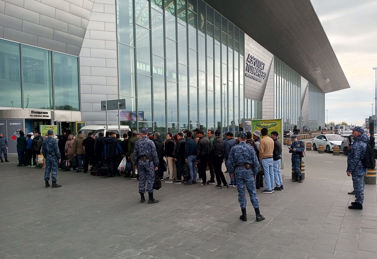 В Новосибирске за день выдворено рекордное число мигрантов