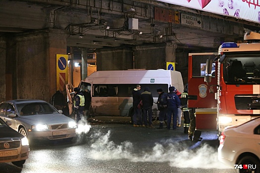 «Будем делать выводы»: пассажирам маршрутки, въехавшей в опору моста в Челябинске, пообещали выплаты
