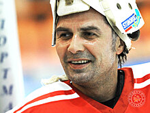 Первый после Третьяка. Без скромного героя сборная не добралась бы до олимпийских медалей в 1990-е годы