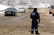 В Омске полицейские задержали пьяного водителя, пытавшегося скрыться