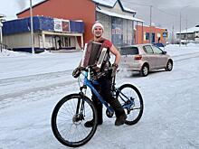 С баяном и на велосипеде: как магаданец за год объездил пол-России