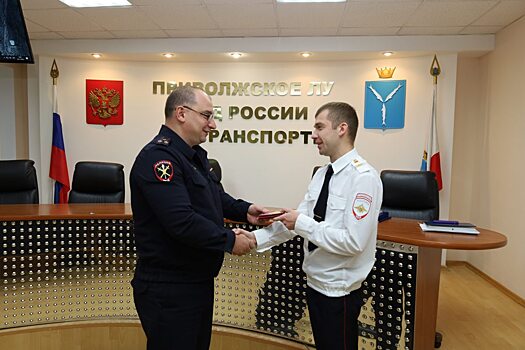 В Саратове медалью наградили спасшего людей на пожаре старшего сержанта