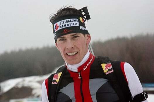 Эберхард поднялся на вершину горы в Австрии, Хинц тренируется в Рупольдинге. Обзор соцсетей биатлонистов и лыжников