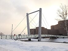 В центре Красноярска открылся алюминиевый пешеходный мост