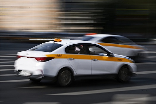 В Подмосковье выловили 350 таксистов-нелегалов