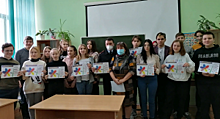В Самарскойобласти полицейские и общественники провели антинаркотическое мероприятие со старшеклассниками