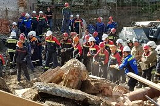 СГК обнародовала имена погибших при обрушении в Новосибирске строителей