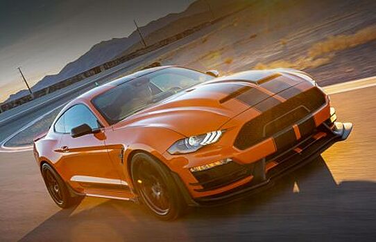 Издание Carroll Shelby Signature Series порадует только Америку