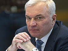 Венгрия отказалась от просьбы снять санкции с российских бизнесменов