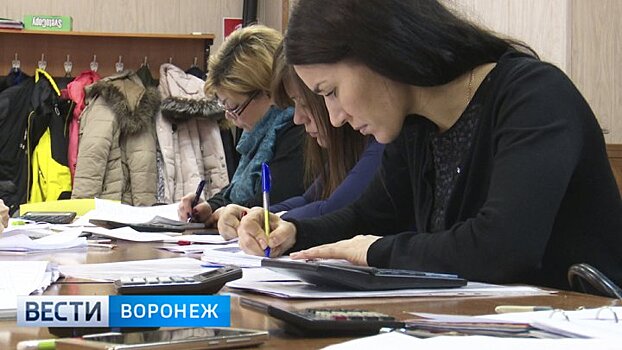 Учёба в декрете. Как молодым мамам в Воронежской области освоить новую профессию