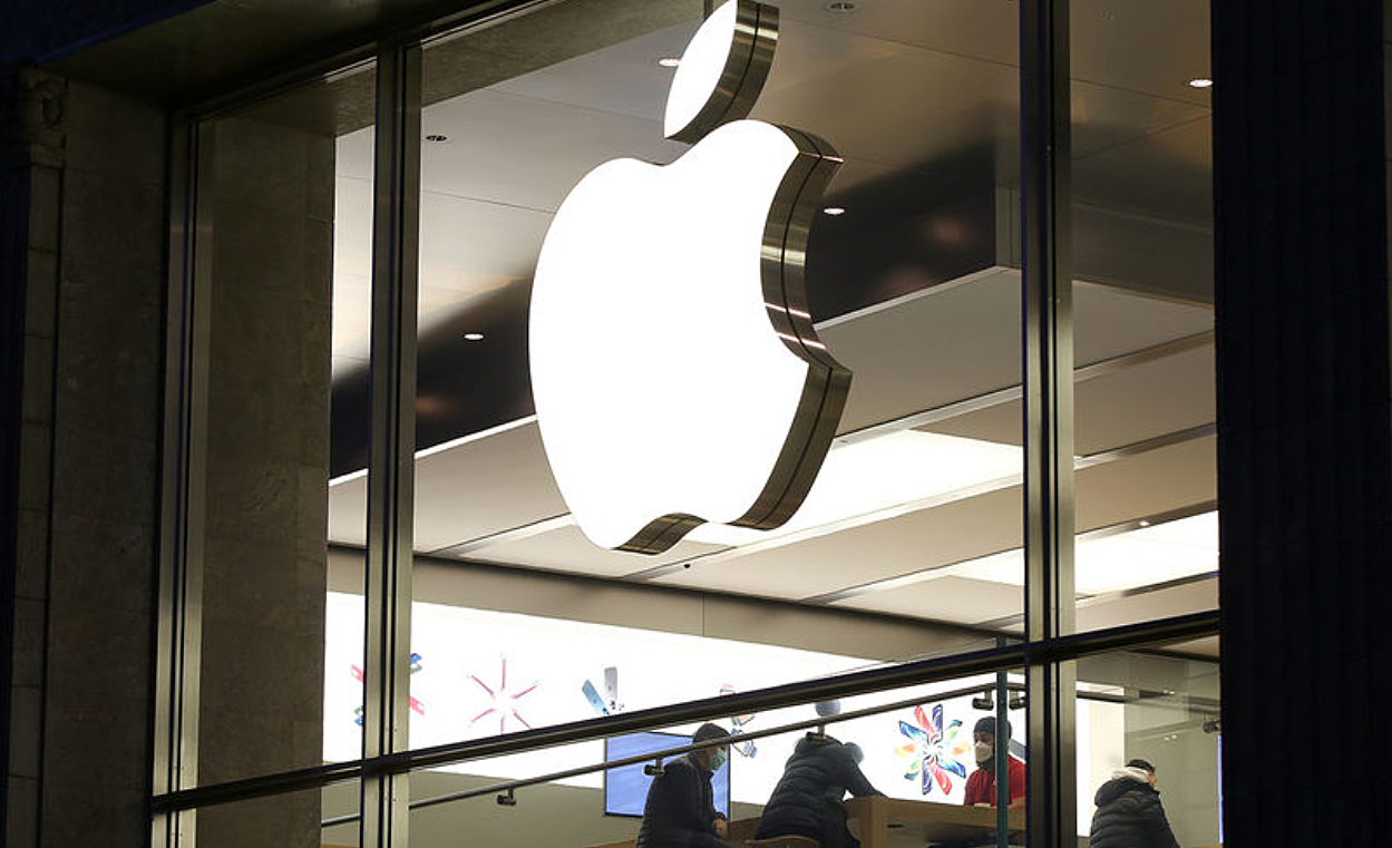 Сотрудники завода Apple в Китае устроили бунт
