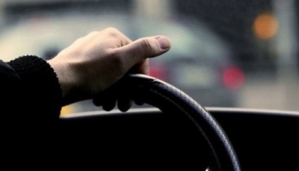 В Нее два пьяных студента угнали «УАЗ», чтобы не идти домой пешком