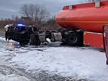 Власти уточнили, что в смертельном ДТП с маршруткой и бензовозом в Краснодарском крае пострадали 16 человек