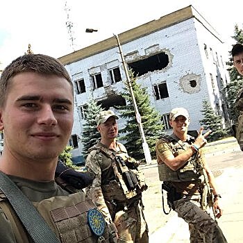 Фашистский патруль: В полиции Украины мода на гитлеровские шевроны
