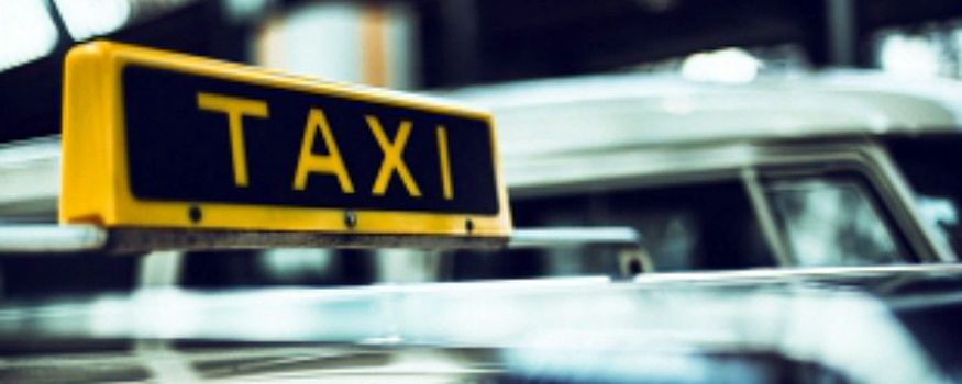 Угрожая физической расправой, костромич-рецидивист ограбил таксиста