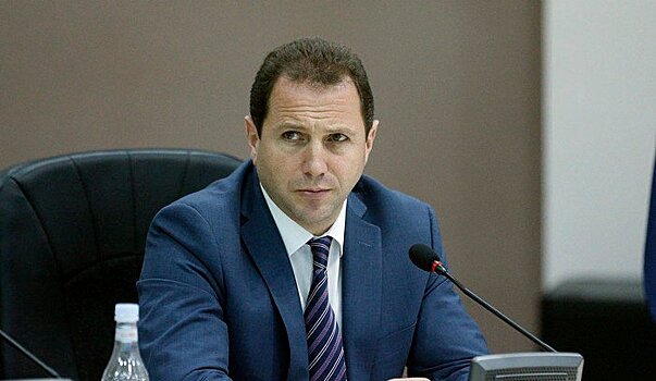 Министр обороны Армении подал в отставку