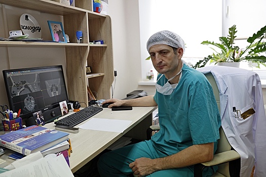 В Краснодаре хирург пришил откушенное собакой лицо 87-летней женщине