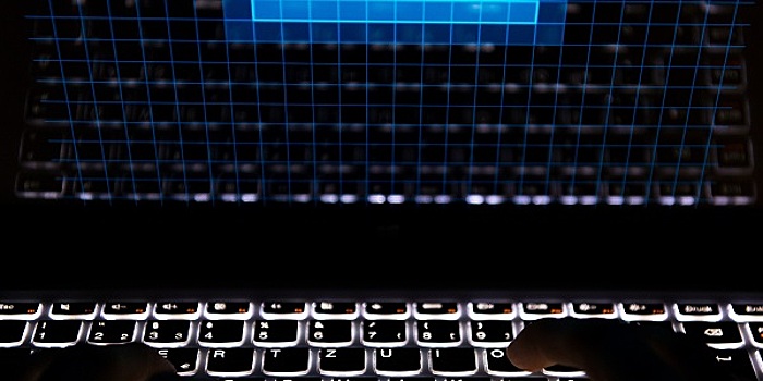 «Коммерсантъ» узнал о приостановке сотрудничества банков с «Юнистримом» из-за хакеров