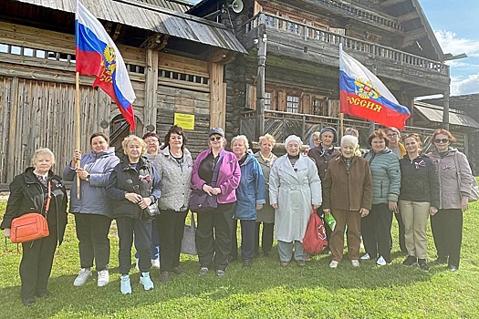 "Зяблицев-Фонд" организовал для пенсионеров из Екатеринбурга поездки в Алапаевск и Нижнюю Синячиху
