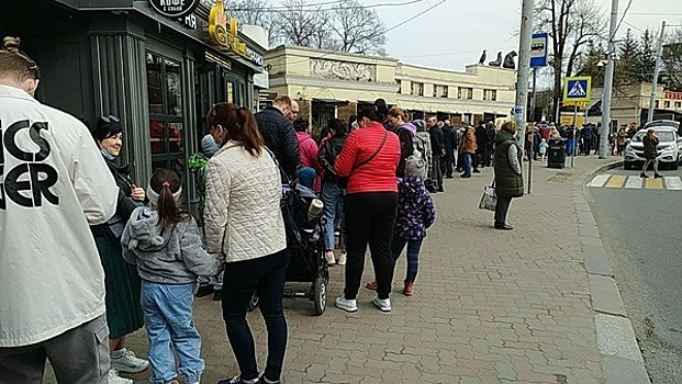 Для тех, кто "прогулял" все новости: что случилось в Калининграде и мире в выходные