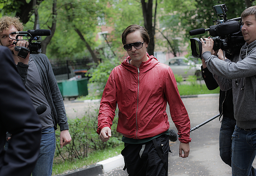 Витас до сих пор живет со своей супругой Светланой, которую встретил в юности в Одессе. Ей было 15, а ему - 20, когда они вместе уехали в Москву. В их браке родились двое детей.   Иногда имя Витаса появляется в новостях в связи со скандалами: к примеру, в 2018 году СМИ сообщили, что Витас устроил стрельбу вхолостую из пистолета возле своего загородного дома в Барвихе. 