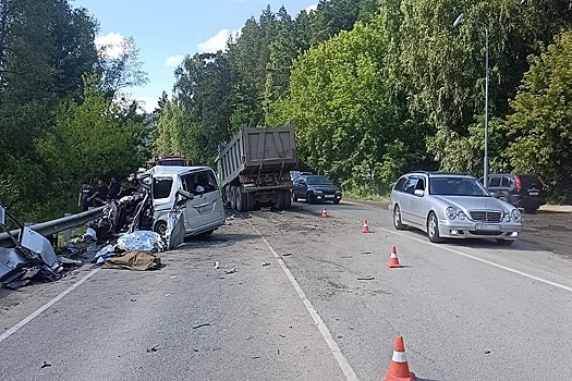 Ставшего виновником гибели трех женщин и ребенка новосибирца ждет суд