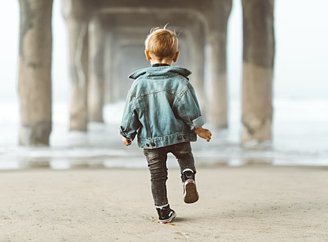 Петербурженка избила ребенка за оскорбление ее сына