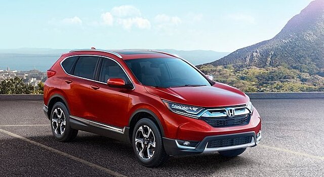 Кроссовер Honda CR-V подорожал в России на 20-70 тысяч рублей