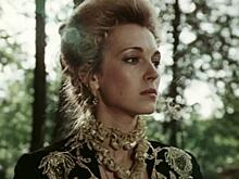 «Боярский и Жигунов кусают локти»: 55-летняя Лютаева показала идеальное тело в бикини