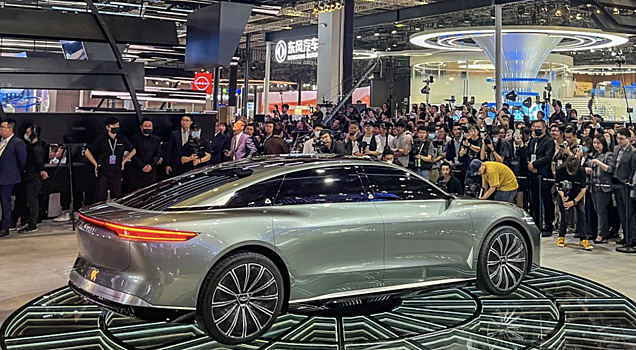 Китай в 2023 году сократил объемы экспорта автомобилей