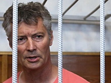 Алла Пугачева поддержала в суде экс-мэра Екатеринбурга иноагента Ройзмана