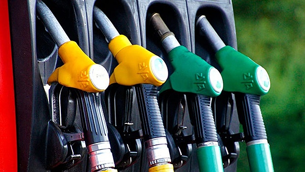 ФАС проводит проверку в связи с рекордным ростом цен на бензин на бирже