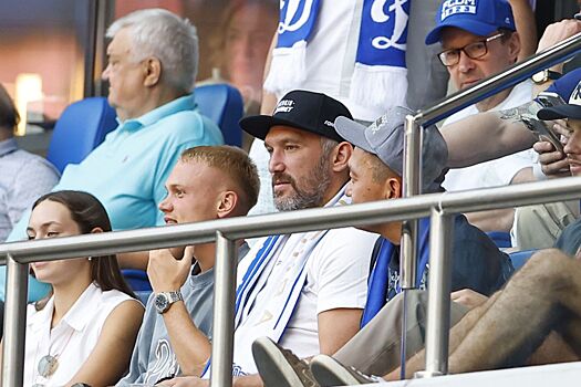 ФНС РФ заблокировала счета Александра Овечкина — источник