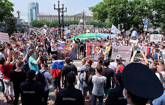 На митинг в поддержку Фургала вышли 10 тысяч человек