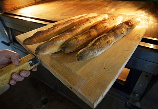 Пекари объяснили подорожание выпуска хлеба ростом затрат на доставку и зарплаты