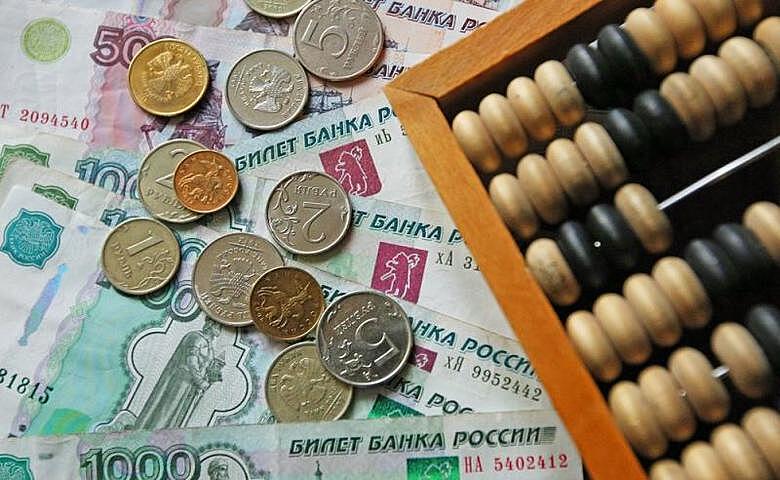 Опрос показал, сколько россиян не имеют сбережений
