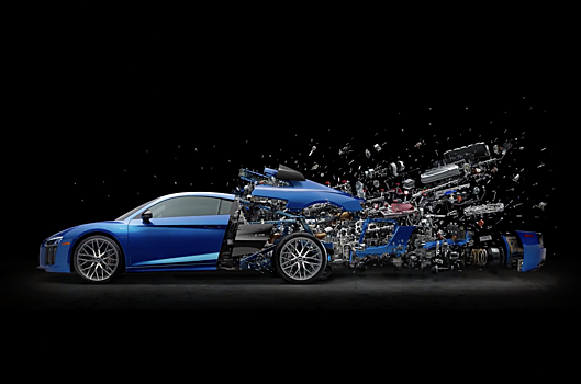 Фотограф «разорвал» Audi R8 на тысячу кусочков