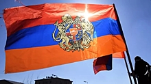 Спикер парламента Армении предложил изменить гимн и герб страны