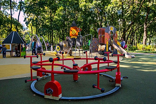 Шесть детских площадок появятся в усадьбе «Люблино» до конца года