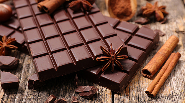 Педиатр объяснила, какой шоколад менее вреден для ребенка