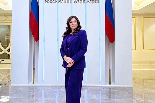 Хинштейн раскритиковал курскую чиновницу Мусьял за отпуск в Индии