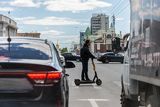 Почему самокатам на городских улицах рады не все