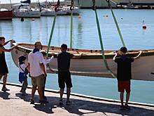 Шлюпку «Чомга» спустили на воду в Сочи