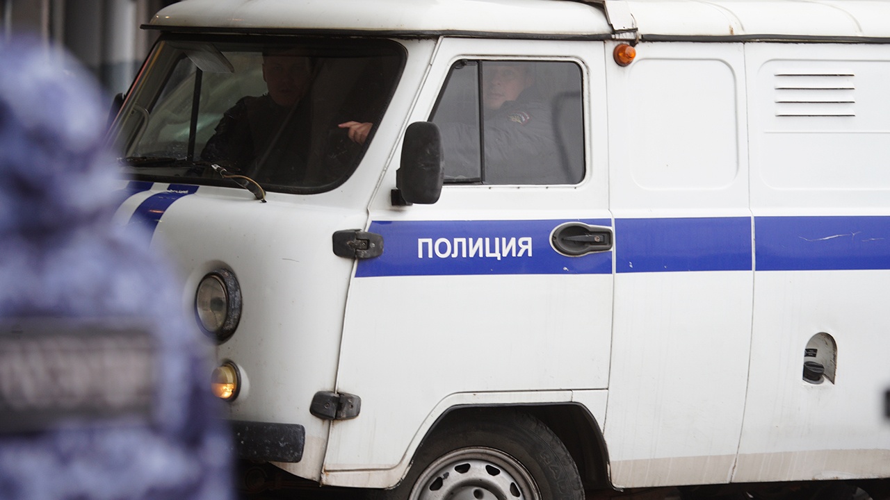 Сотрудник алкомаркета в Москве выстрелил в посетителя во время драки